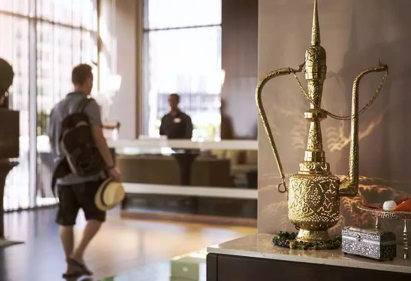 هتل Centro Barsha By Rotana