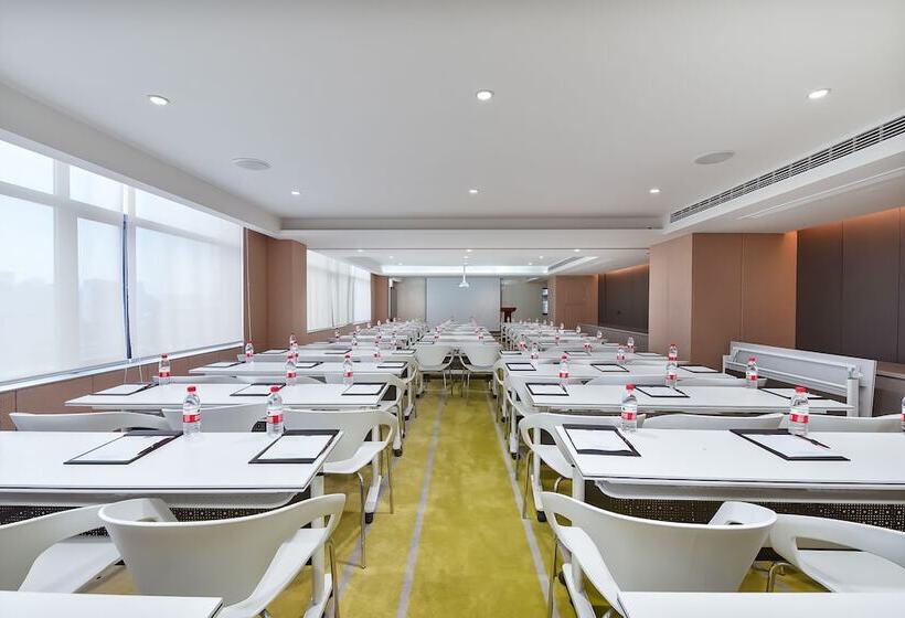 ホテル Ibis Suzhou Sanxiang Road