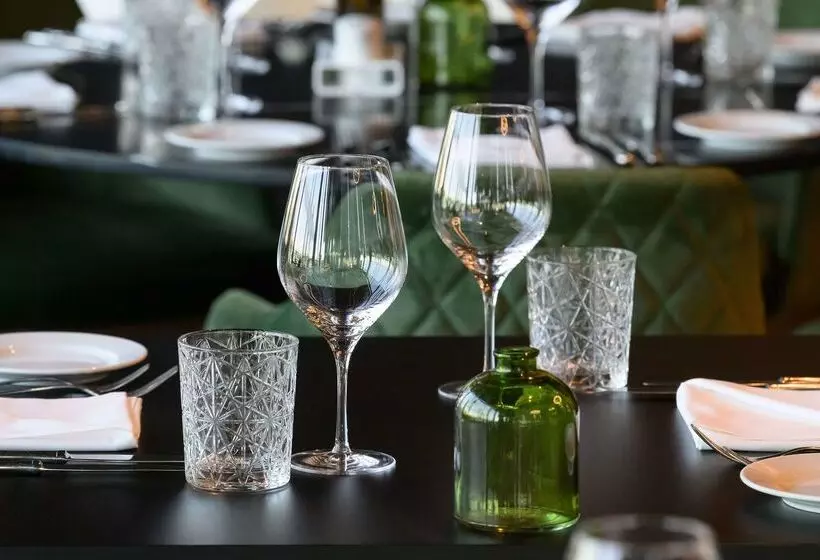 Melia Braga Hotel & Spa