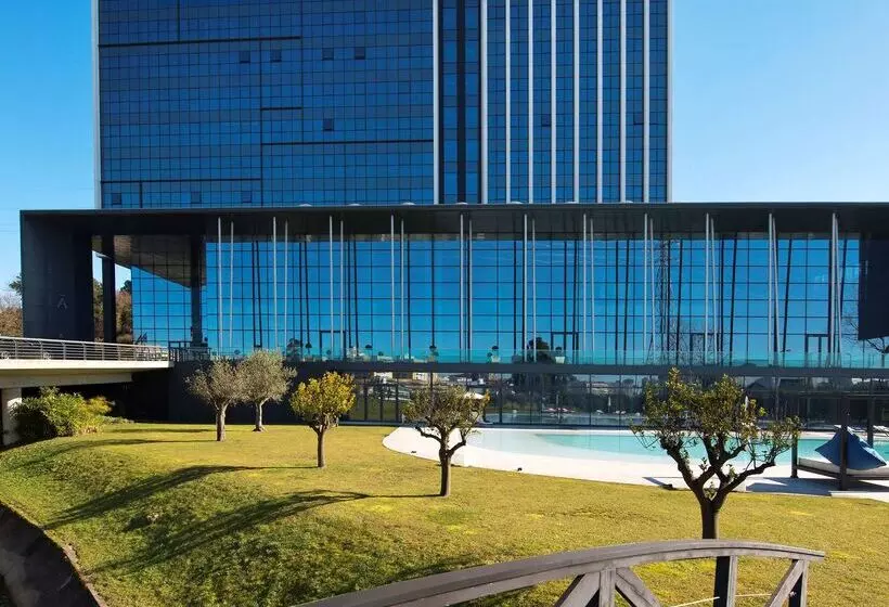 Melia Braga Hotel & Spa