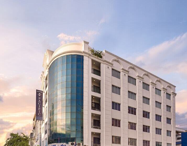 בית מלון כפרי Pacific