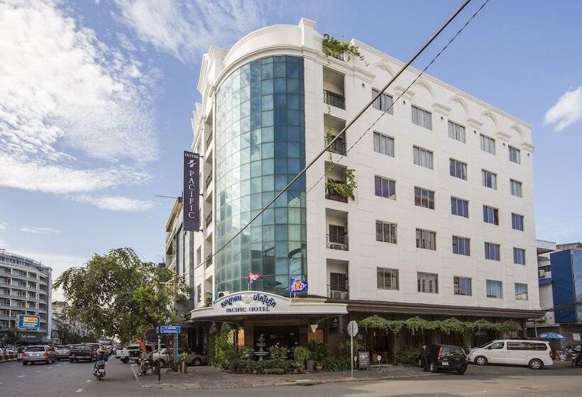 בית מלון כפרי Pacific