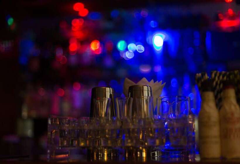 בית מלון כפרי Pacific