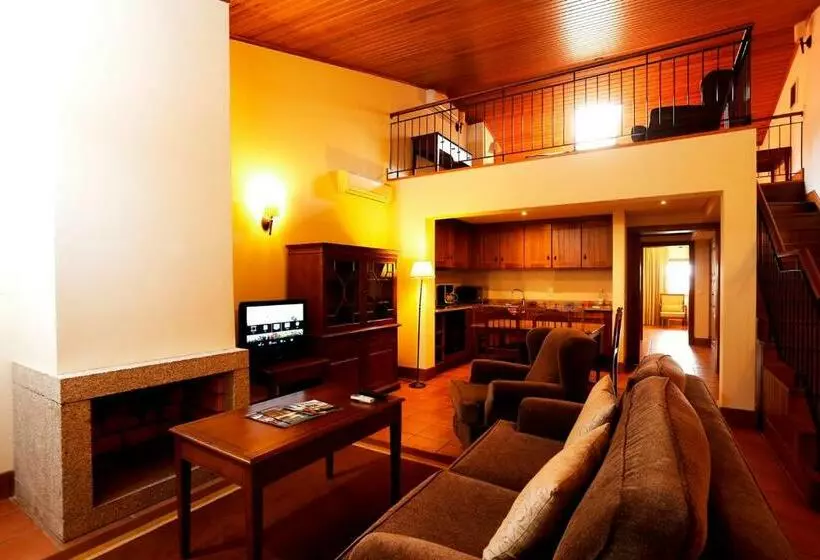 בית מלון כפרי Parador Casa da Insua