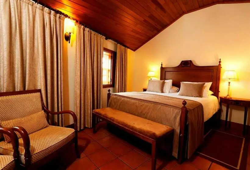 בית מלון כפרי Parador Casa da Insua