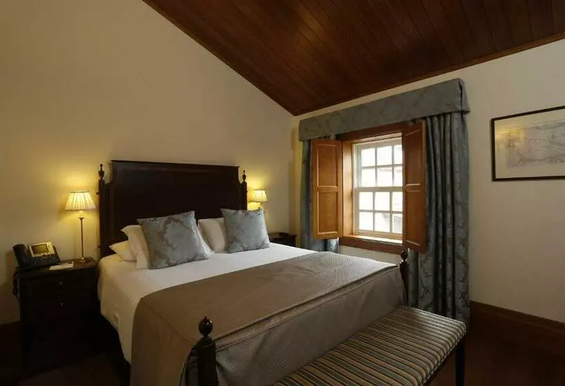 בית מלון כפרי Parador Casa da Insua