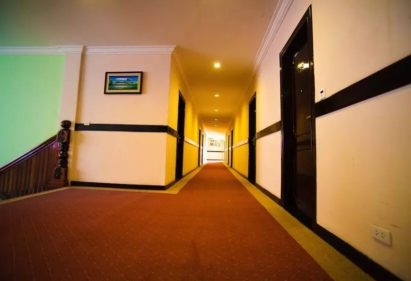 Ree Mohasambath Hotel & Resort