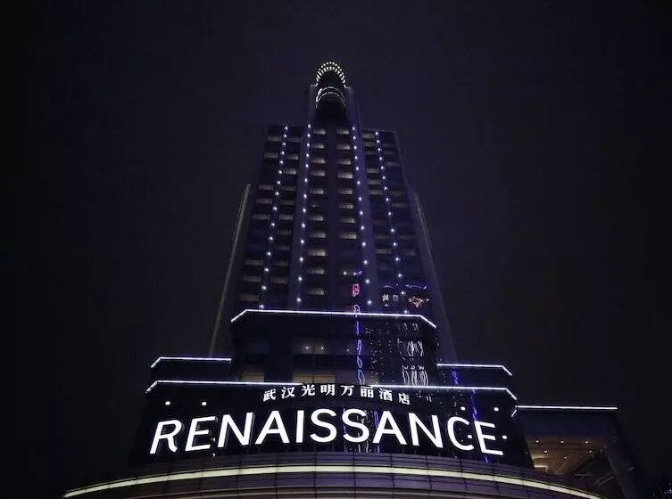 Отель Renaissance Wuhan