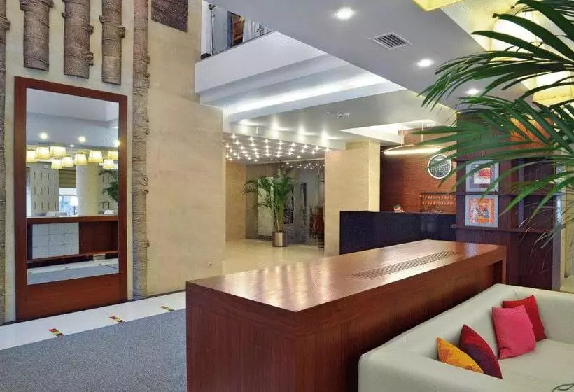 Отель Roche Royal