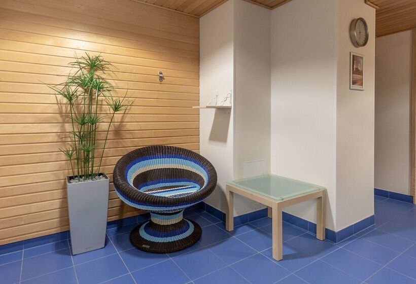 هتل Scandic Hakaniemi