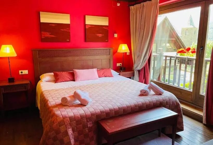 فندق Tierras De Arán