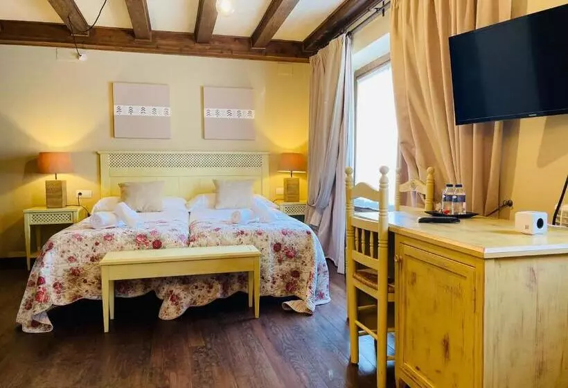 فندق Tierras De Arán