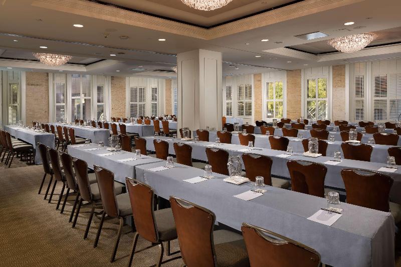 هتل Valencia Riverwalk