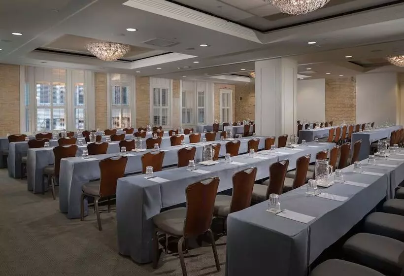 Szálloda Valencia Riverwalk