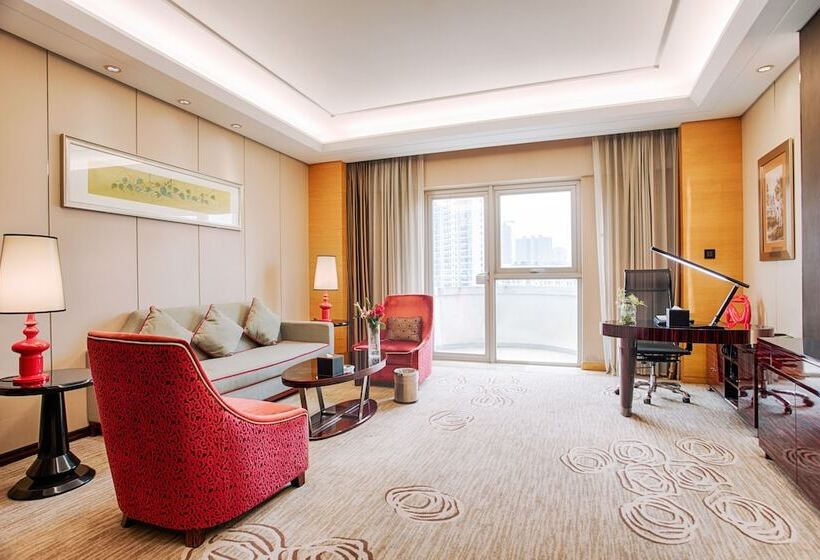 فندق Vaya International