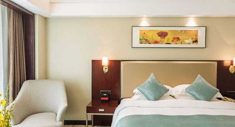 فندق Vaya International