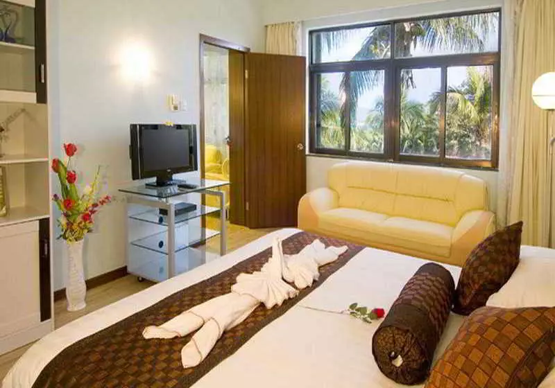Pearl Seaview Hotel Sanya