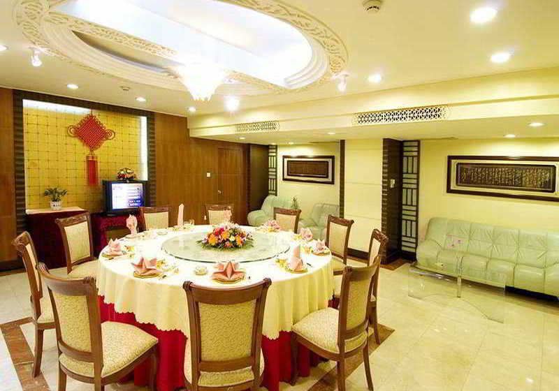 Pearl Seaview Hotel Sanya