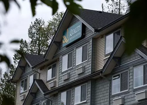 Quality Hotel & Suites Langley