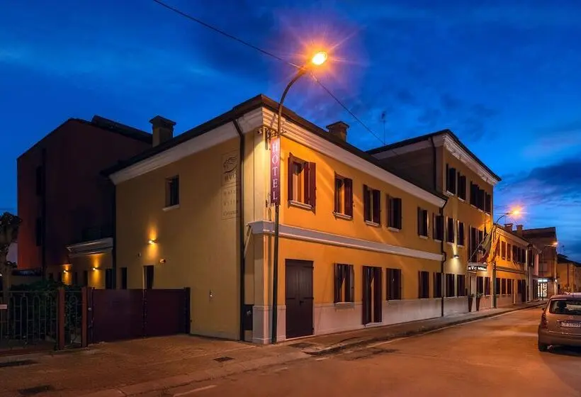 UNA Hotels Ecohotel Villa Costanza Venezia