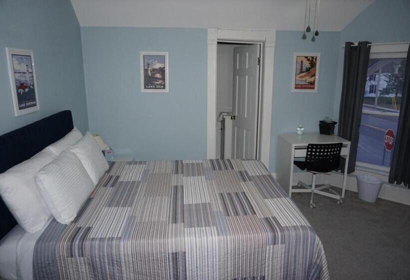 مبيت وإفطار Charlevoix House  The Northside