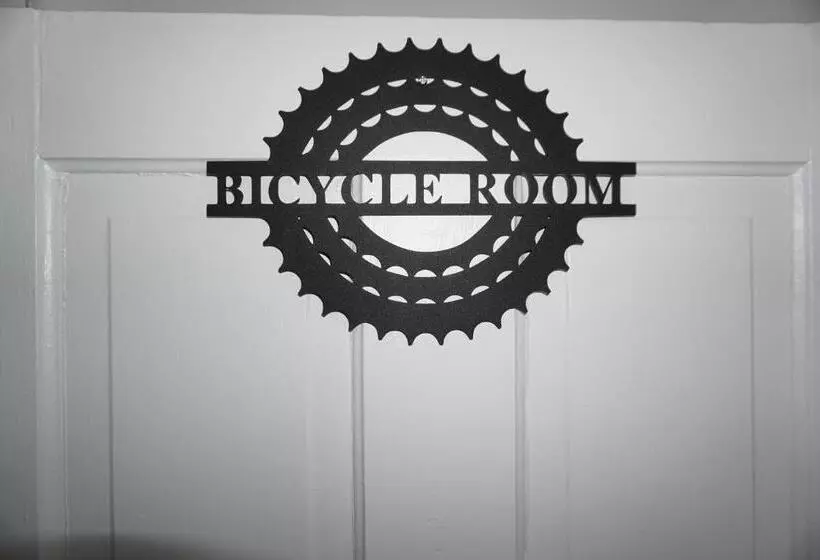 Aamiaismajoitus (B&B) Charlevoix House  The Northside