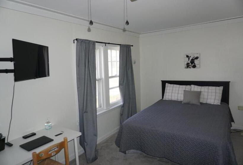 مبيت وإفطار Charlevoix House  The Northside