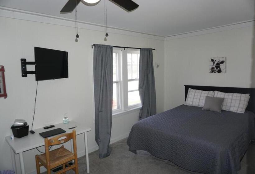 مبيت وإفطار Charlevoix House  The Northside