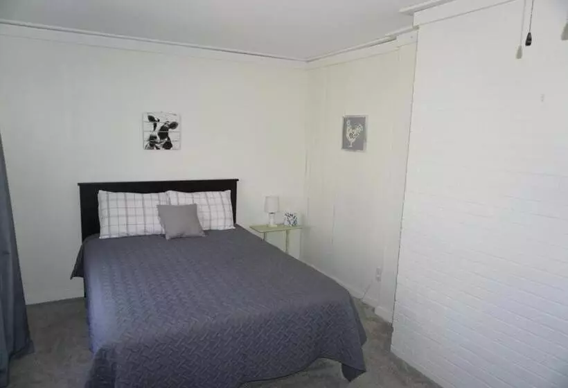 Aamiaismajoitus (B&B) Charlevoix House  The Northside