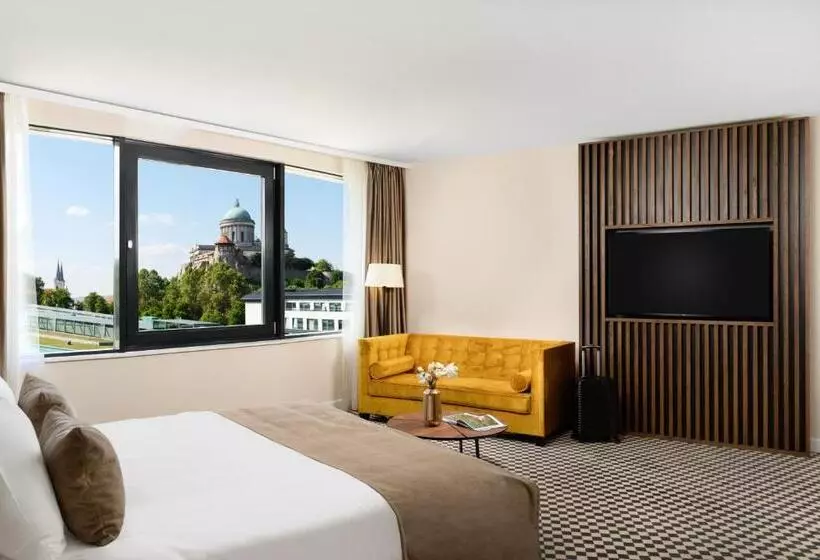 Grand Hotel Esztergom