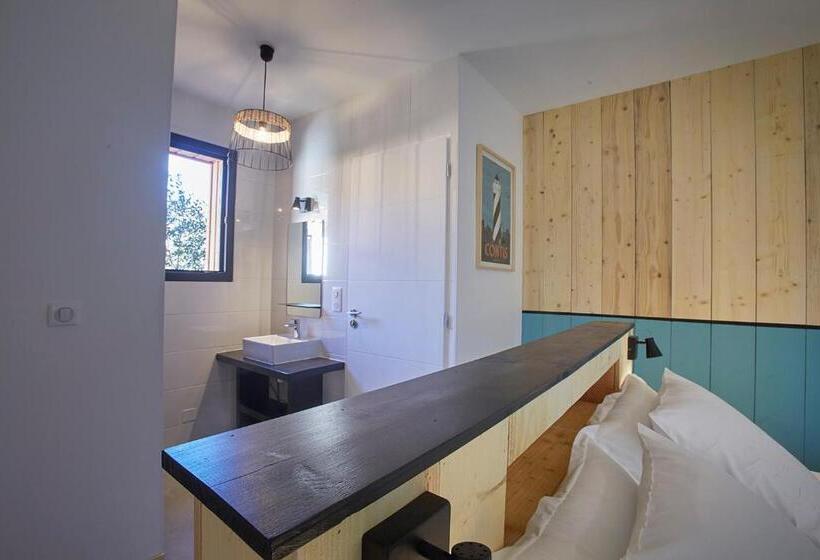 Отель Cote Phare