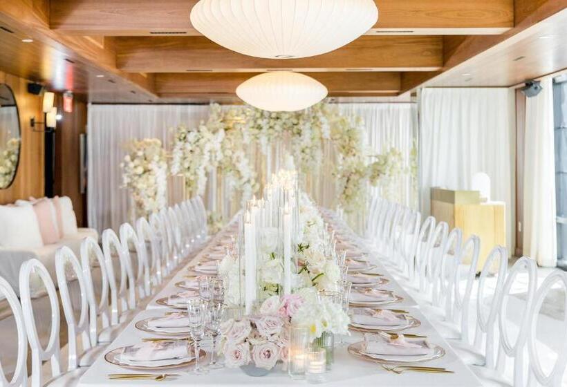 Virgin Hotels New Orleans