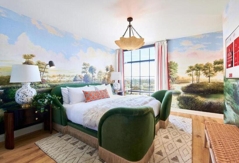 Virgin Hotels New Orleans