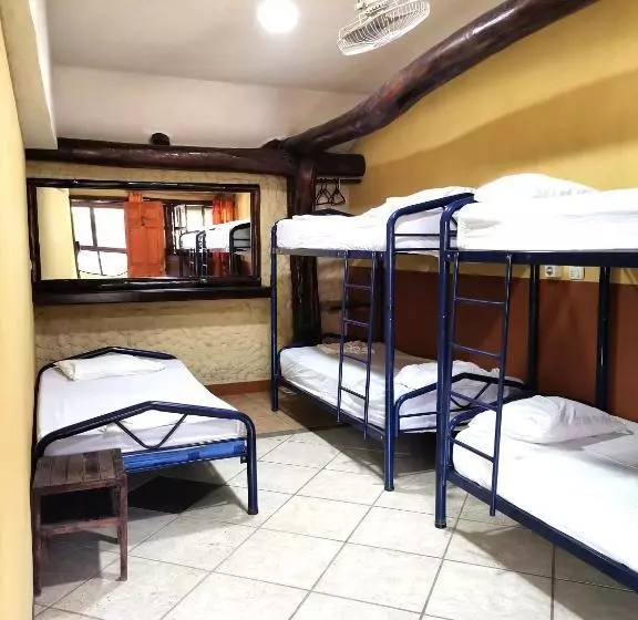 La Aldea Hostel