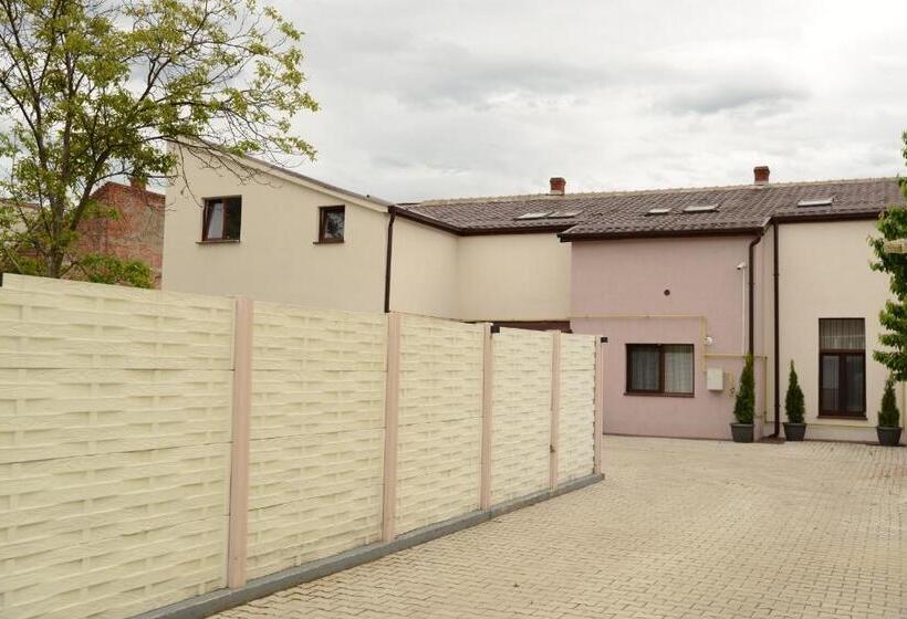 پانسیون Victoria Rooms