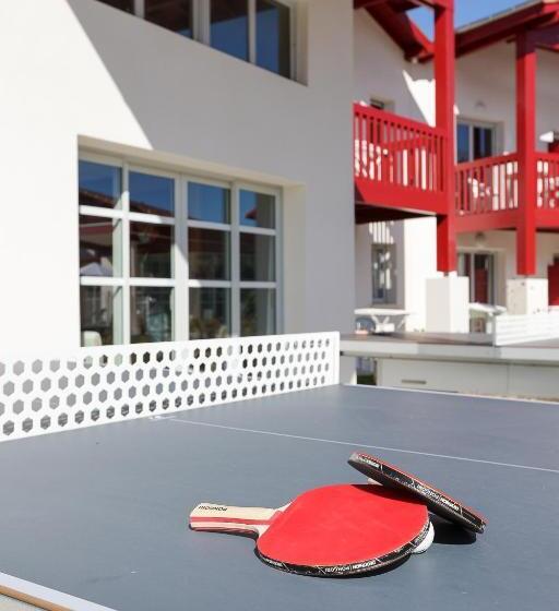 Residence Nemea Le Domaine D Uhaina