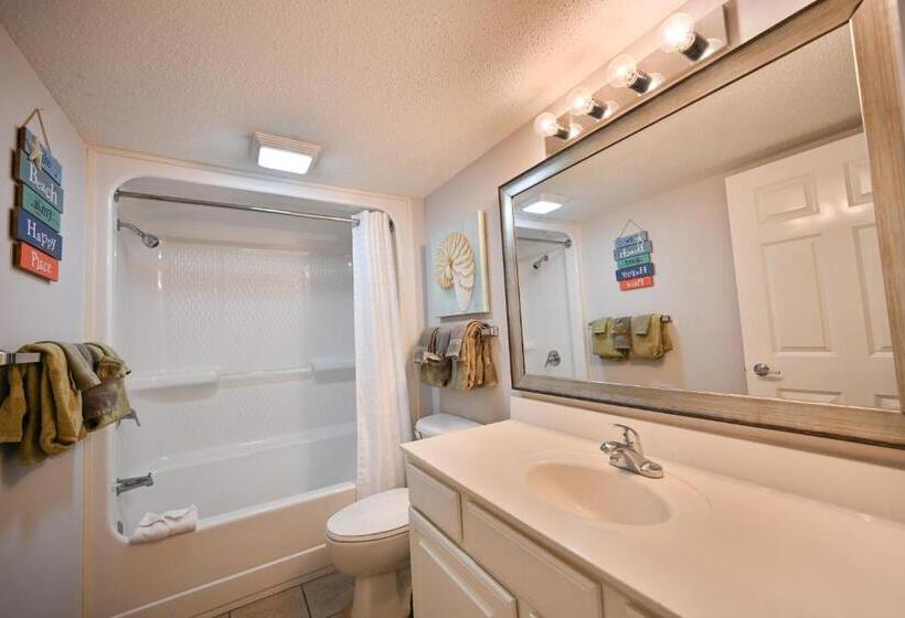 A Piece Of Paradise, Newly Renovated