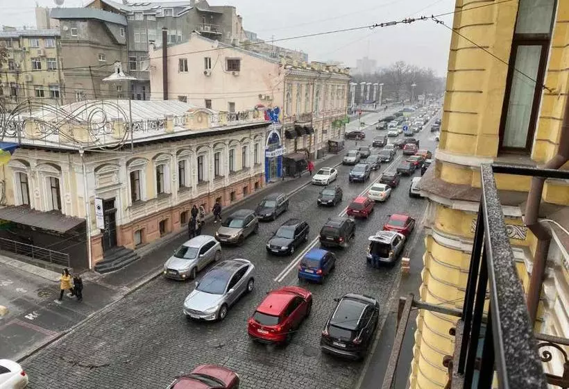 ユースホステル хостел мажор