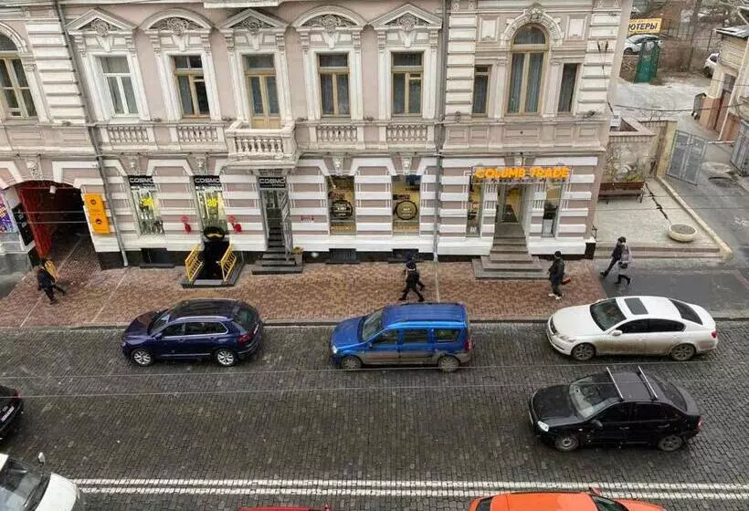ユースホステル хостел мажор
