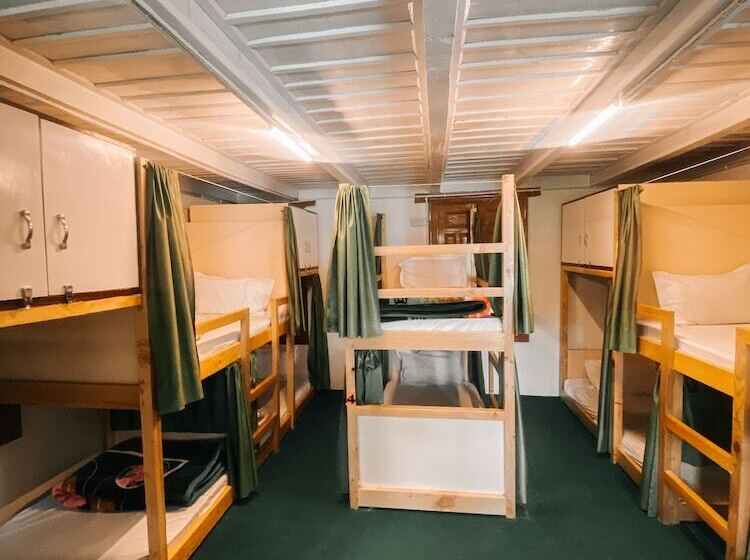 הוסטל Jungle By Sturmfrei Manali