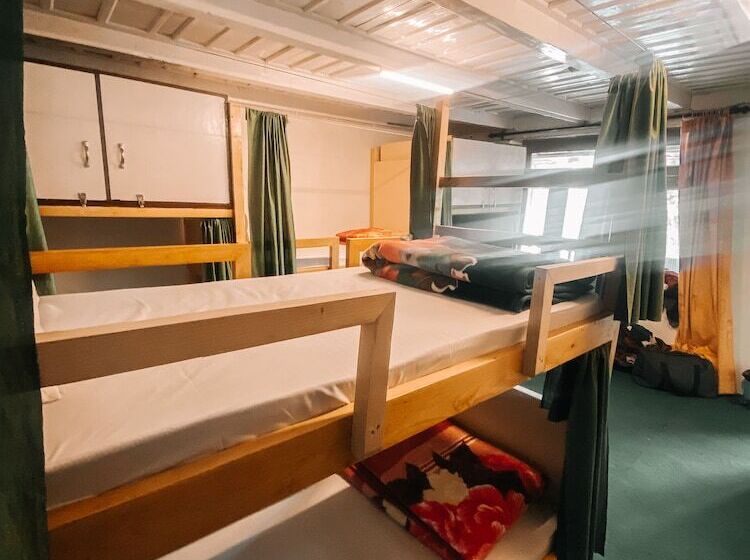 הוסטל Jungle By Sturmfrei Manali