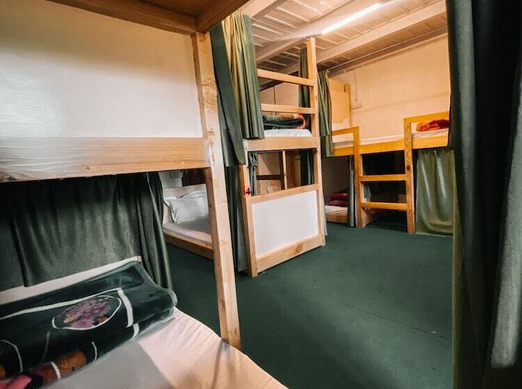 הוסטל Jungle By Sturmfrei Manali