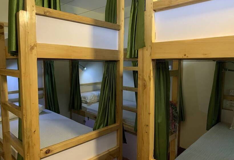 הוסטל Jungle By Sturmfrei Manali