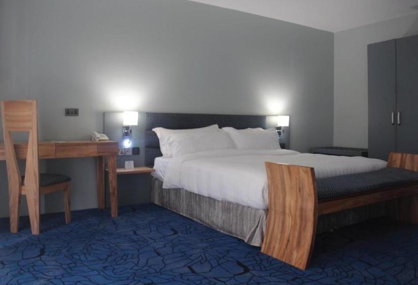 هتل Aquarius Kigo Resort