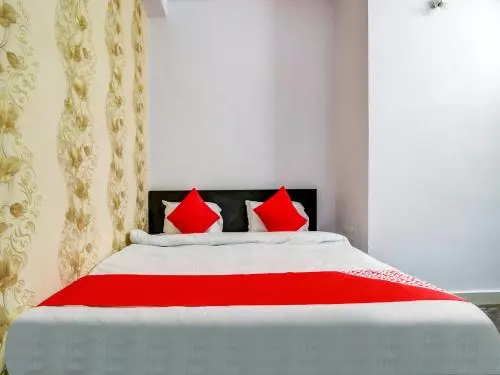 ホテル Oyo Bho576 Comfort Paradise