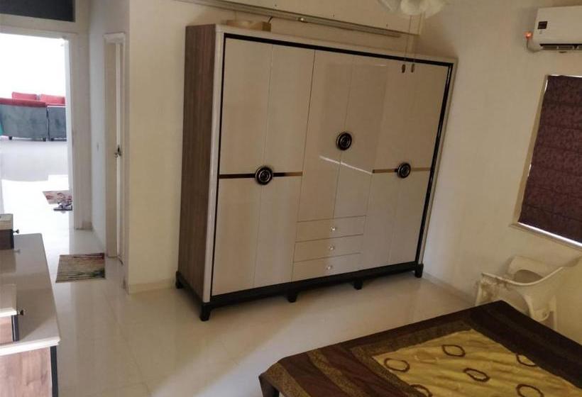 Pensão Airport Jagannath Guest House