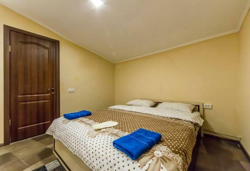 комфортный номер в уютном апарт отеле