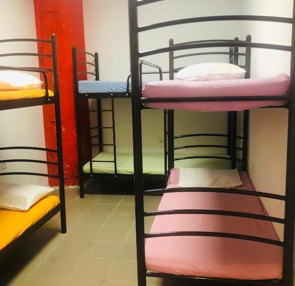 هاستل хостел вокзал «автостанция киев»