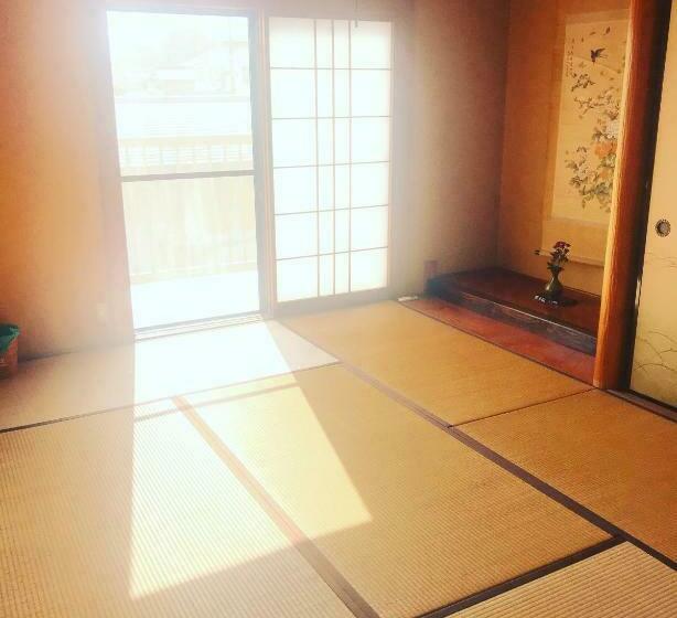 مبيت وإفطار 提灯ハウスchochin House