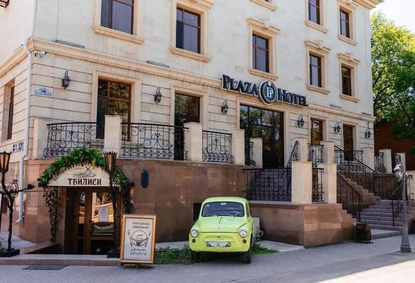 هتل Plaza